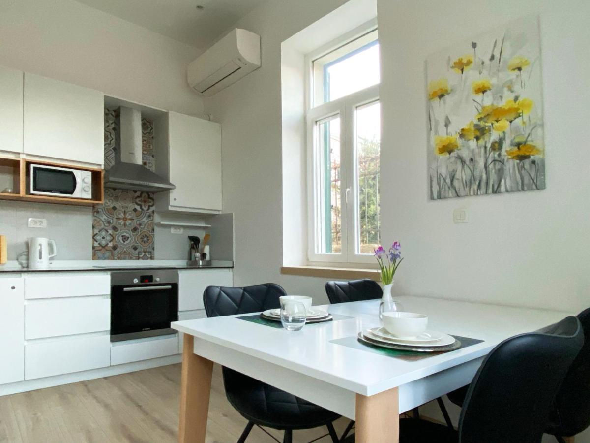 Studio Apt Orchard On Rokova St - 5 Min Walk To The Old Town Of Spalato Esterno foto